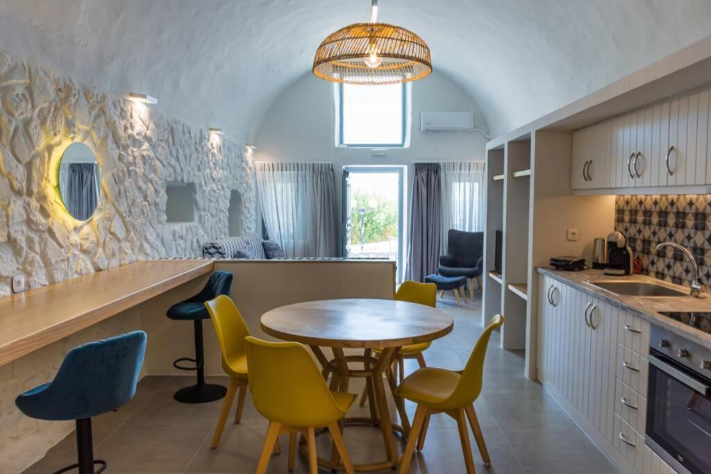 Вилла Casa Tholari Al Mare Pera Gyalos Экстерьер фото