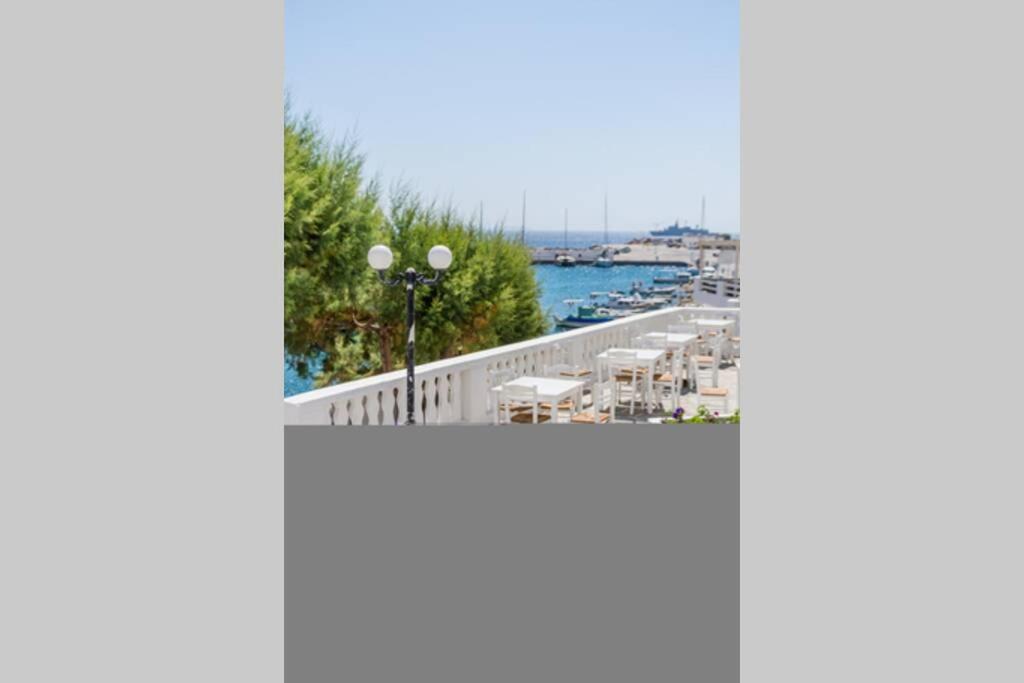 Вилла Casa Tholari Al Mare Pera Gyalos Экстерьер фото